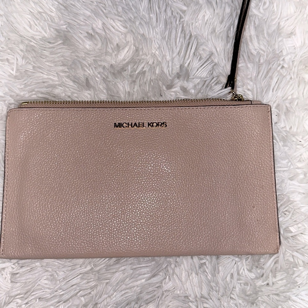 Michael Kors Large Zip Clutch Wristlet Bag Pink Leather Wallet Purse